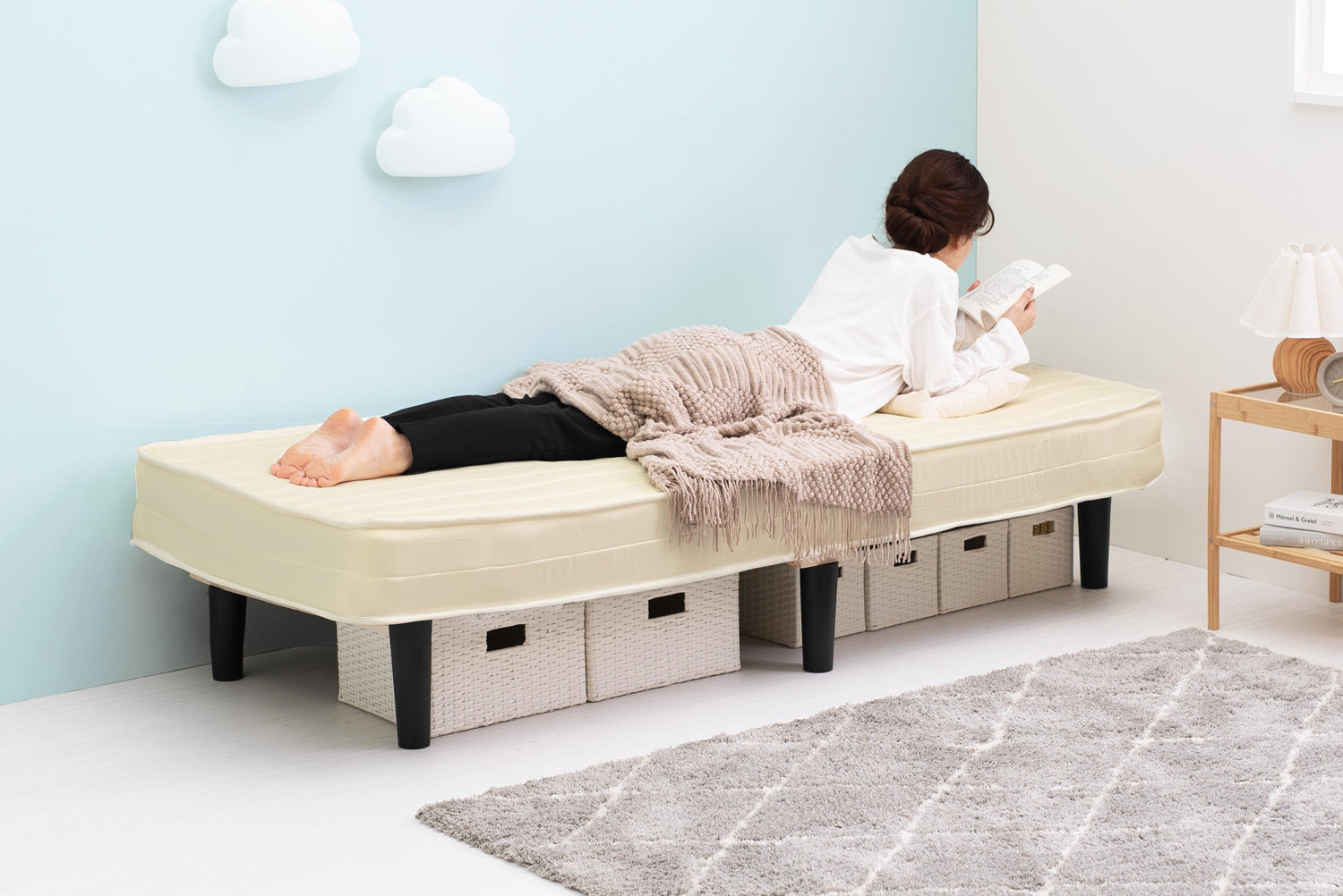 【一人暮らしや子ども部屋に】コンパクトベッドで狭いお部屋を有効活用! メリットとおすすめをご紹介♪