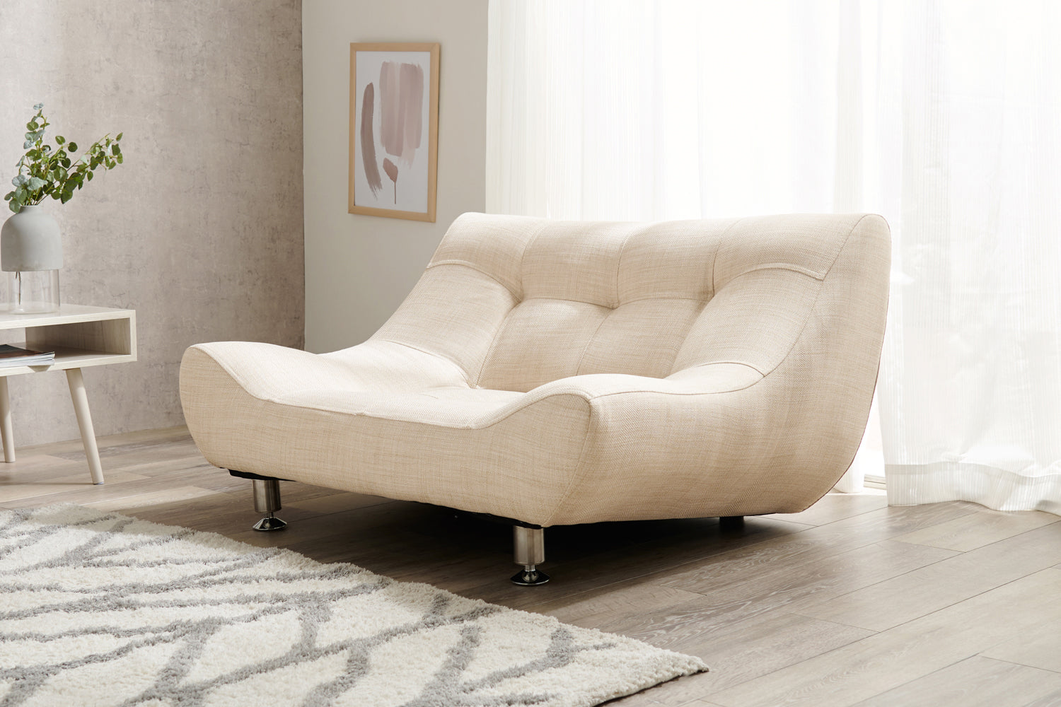 一人暮らしのお部屋にはローソファを！ 魅力と選び方、人気アイテム