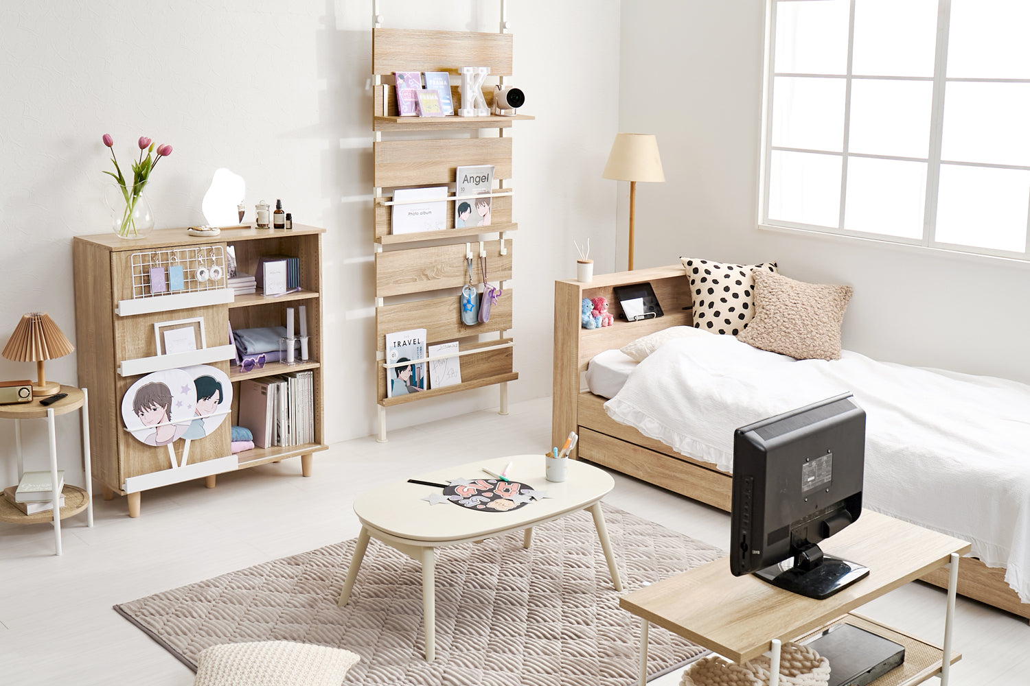 【おしゃれな推し活部屋の作り方】狭いお部屋でも推し活を楽しみたい! グッズ収納におすすめなコスパ最強家具