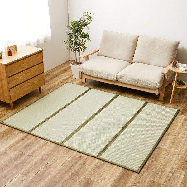 4つ折り い草の畳マットレス くらま【クイーン】【約2畳強】約幅160×長さ200×厚み1.1cm 置き畳 畳める畳 布団 マット 床 い草マットレス 和室 和風 折りたたみマット 寝室 畳 マット プレゼント ギフト 実用的 イグサ いぐさ フロアー畳 フローリング畳 萩原