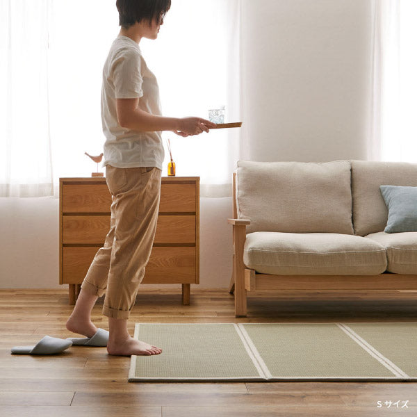 4つ折り い草の畳マットレス 彩(いろどり)【セミダブル】【約1.5畳】約幅120×長さ200×厚み1.1cm 抗菌 防臭 縁あり 置き畳 布団 マット 床 い草マットレス プレイマット フロアマット 和室 和風 子供部屋 折りたためる 寝室 イグサ いぐさ 可愛い カラフル 防音対策 萩原