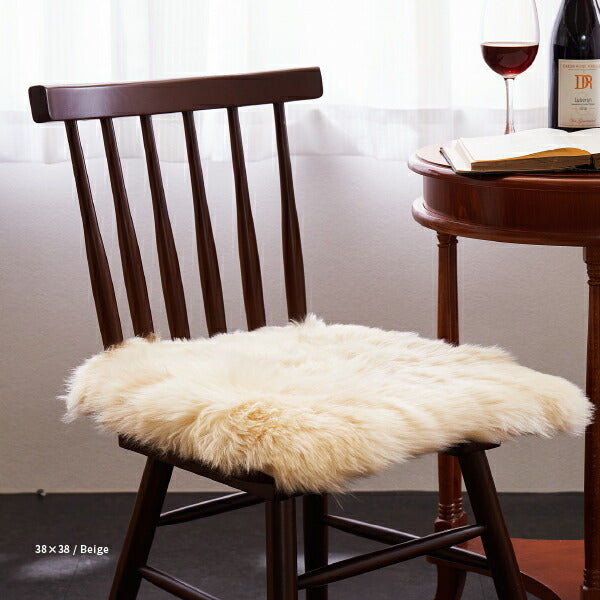 ニュージーランド天然ムートンのロングクッション 新M-511-F 約38×120cm 羊毛 おしゃれ 北欧 姫系 ムートンクッション ムートン長座布団 カーシート 車 座席 後部座席 四角型 四角形 長方形 ふわふわ 萩原 秋冬用