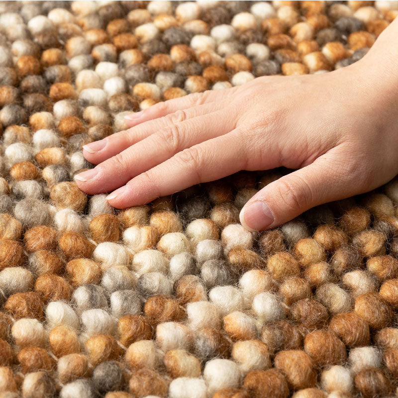 ウール100% 職人の手織りウールマット ポコポコ 【約90cm〜120cm円形】 丸型 マット 床暖房対応 おしゃれ 春夏秋冬用 オールシーズン ラグ マット アクセントマット カーペット 羊毛 ハンドメイド