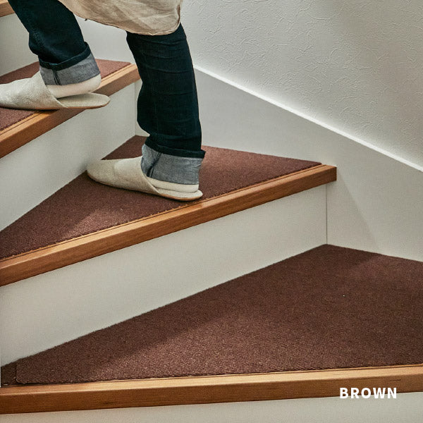 【17枚セット】自分でカットできる 洗濯機で洗える 吸着 階段マット 踊り場付き 滑り止め ピタロ (約90×21cm 15枚・90×90cm 2枚)フリーカット 階段用マット 階段 マット 三角 台形 ペット 薄手 DIY 無地 萩原 春夏秋冬用