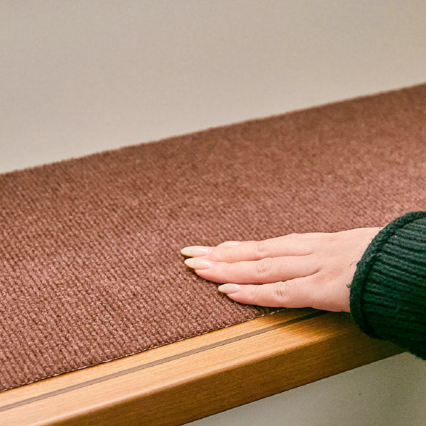 【17枚セット】自分でカットできる 洗濯機で洗える 吸着 階段マット 踊り場付き 滑り止め ピタロ (約90×21cm 15枚・90×90cm 2枚)フリーカット 階段用マット 階段 マット 三角 台形 ペット 薄手 DIY 無地 萩原 春夏秋冬用