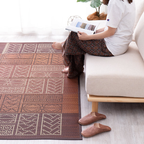 い草ラグ 伊勢(いせ) 約176×220cm 【約3畳/裏貼有り】 ござ 抗菌 防臭 おしゃれ モダン ブラウン ブルー 井草 イグサ いぐさ 年中 萩原 春夏秋冬 涼しい ひんやり