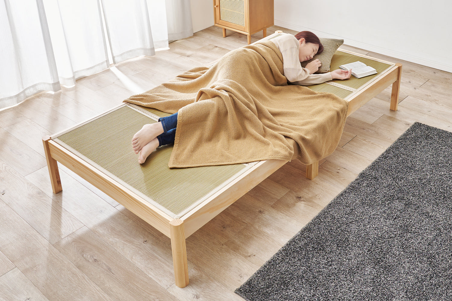 【畳ベッドおすすめ】ベッドで畳の寝心地を！ 畳ベッドのメリット・デメリットや普通のベッドとの違いなど、魅力を徹底解説