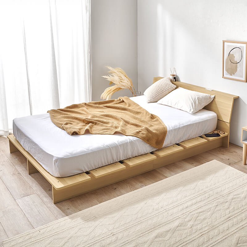 [シングル/セミダブル] 木目調ステージベッド 宮棚コンセント付き（フレーム単品orマットレスセット）