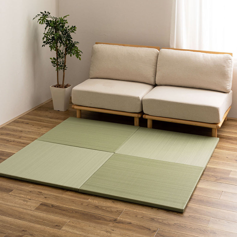[82×82×2.5] 縁なし 水拭きできるい草風置き畳 滑り止め付き おぼろ