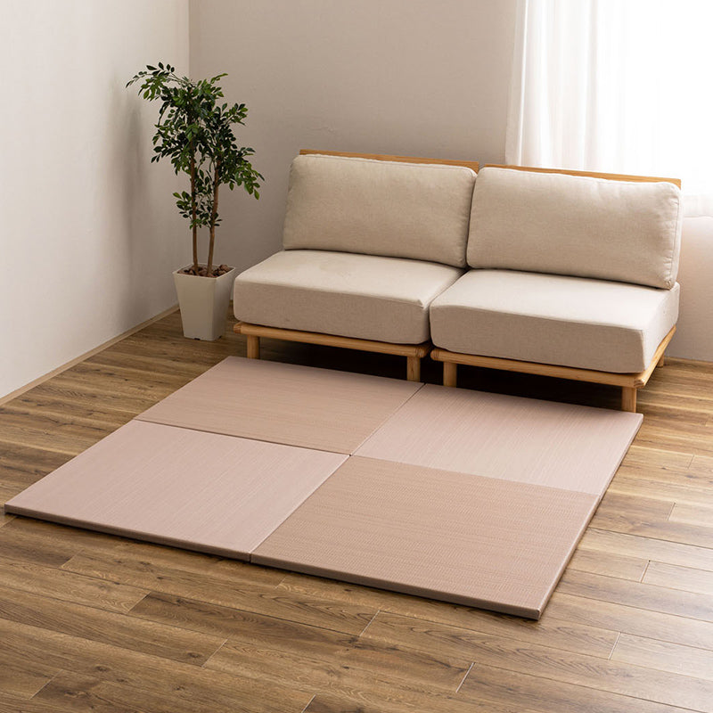 [82×82×2.5] 縁なし 水拭きできるい草風置き畳 滑り止め付き おぼろ