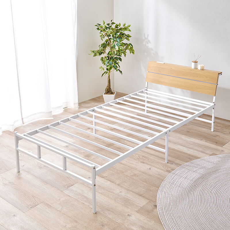 [シングル/セミダブル] 頑丈パイプベッド コンセント付き（フレーム単品orマットレスセット）