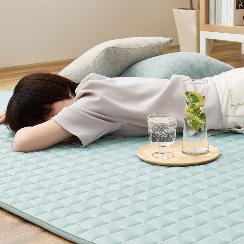 【新商品】[5月下旬入荷][4サイズ] 洗える 接触冷感 滑り止め付きキルトラグ クーネ
