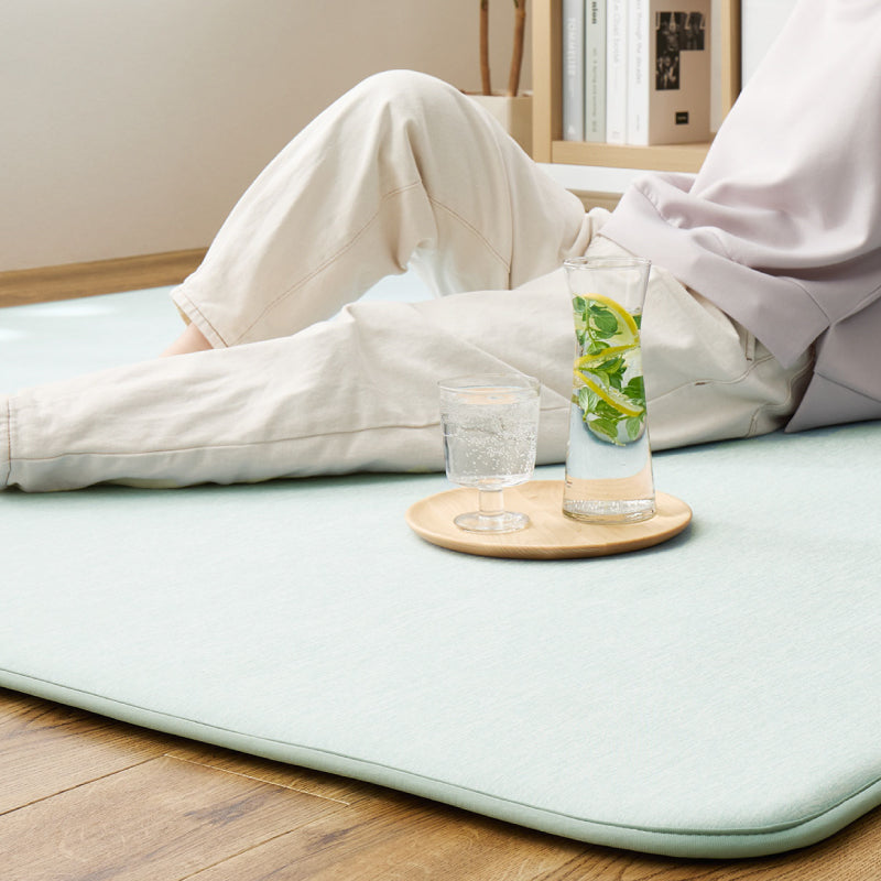 【新商品】[5月下旬入荷][4サイズ] 手洗い 洗える 接触冷感 もっちり低反発滑り止め付きラグ クーネ