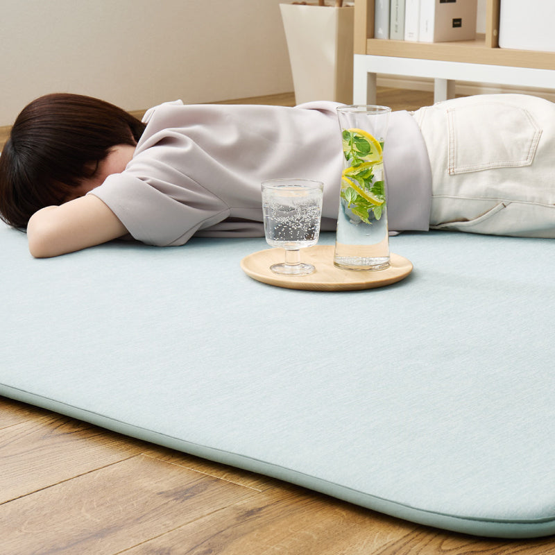 【新商品】[5月下旬入荷][4サイズ] 手洗い 洗える 接触冷感 もっちり低反発滑り止め付きラグ クーネ