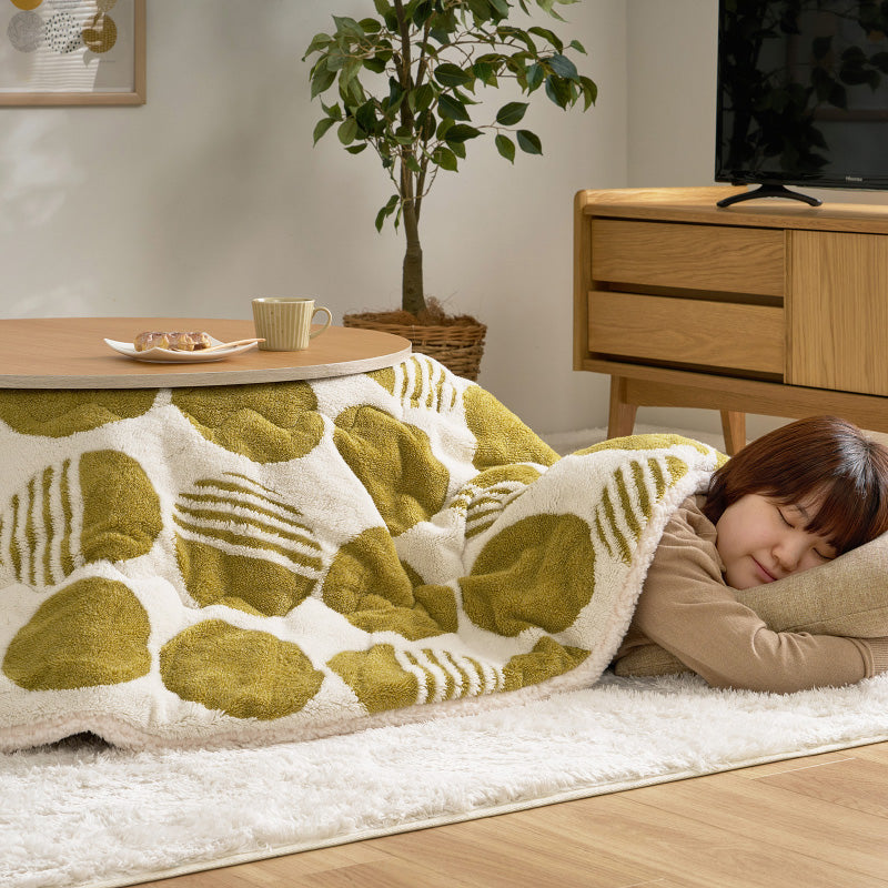 【新商品】[190R] 円形 洗えるこたつ布団 北欧柄 HYGGE