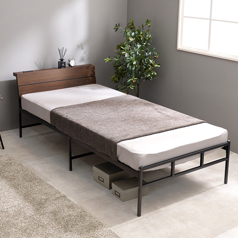 【新色登場】[シングル/セミダブル] 頑丈パイプベッド コンセント付き（フレーム単品orマットレスセット）