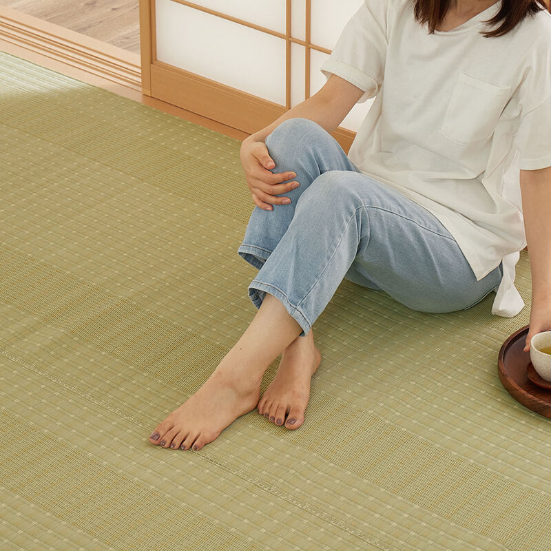 [江戸間/本間/団地間][1～10畳] 洗えるい草風カーペット ビニール風 柄上敷き 涼風（りょうふう）