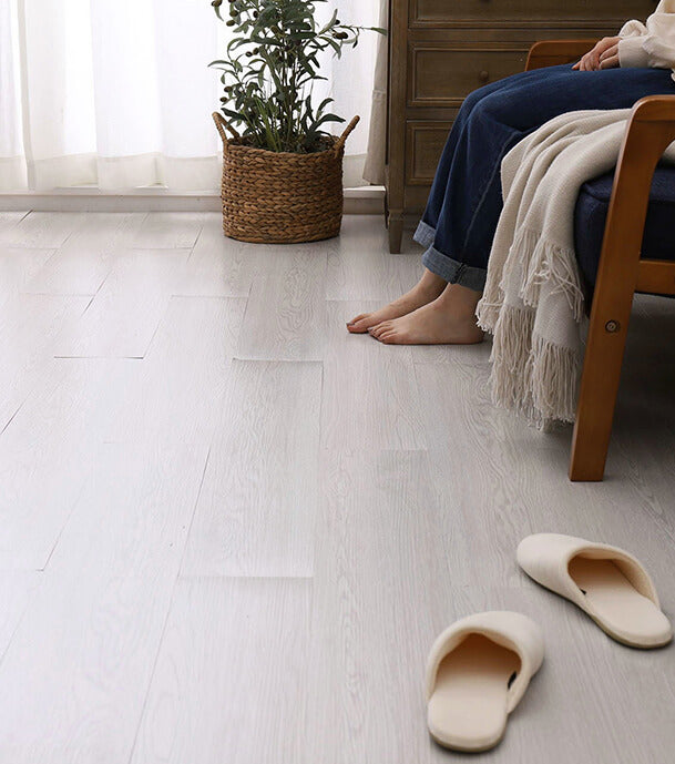 【期間限定価格】[1畳〜8畳] 置くだけ 木目調 フロアタイル 吸着タイプ