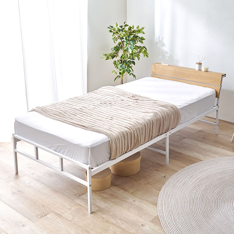 [シングル/セミダブル] 頑丈パイプベッド コンセント付き（フレーム単品orマットレスセット）